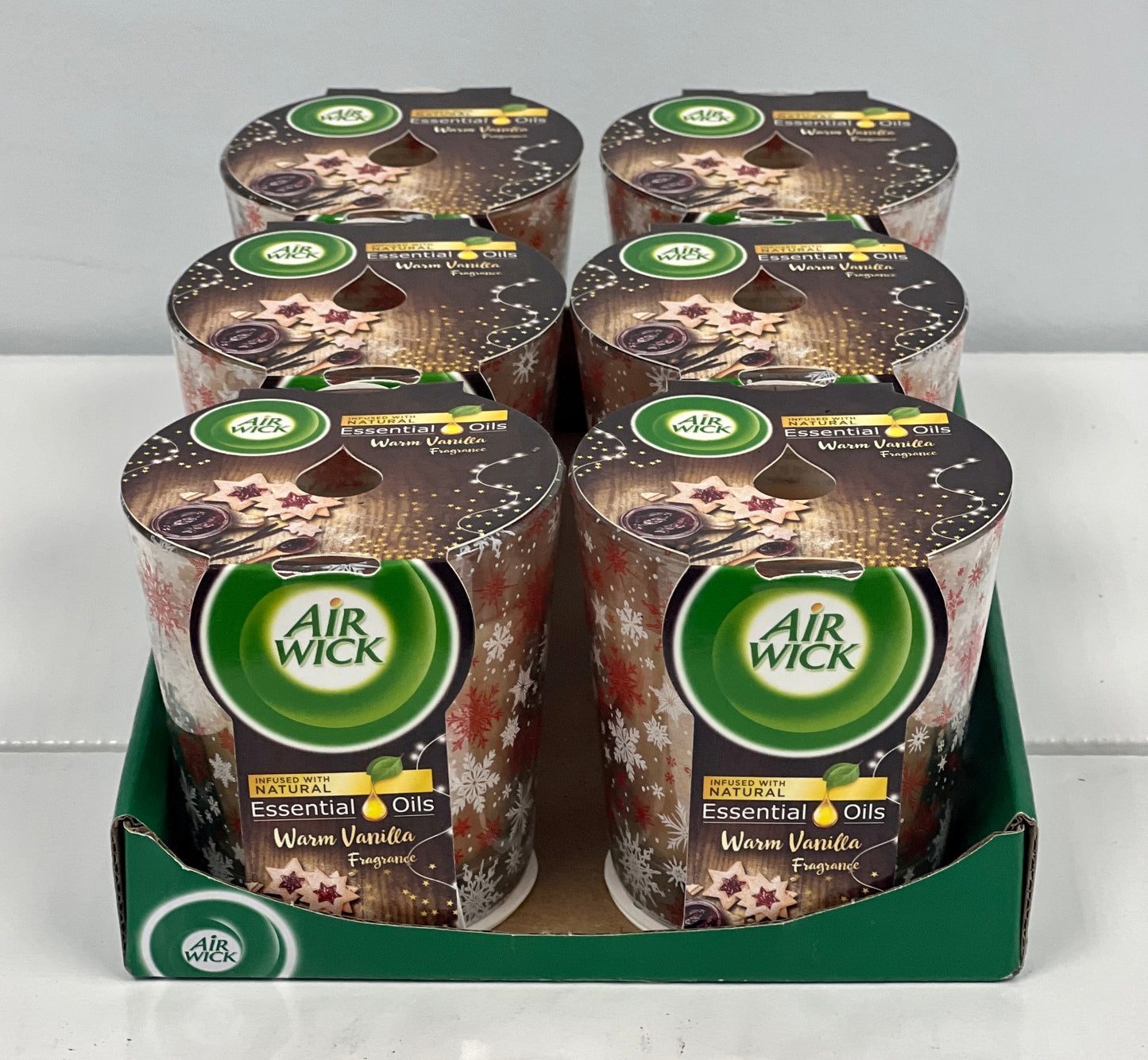 Air Wick Essential Oils candle - Warm Vanilla 105g