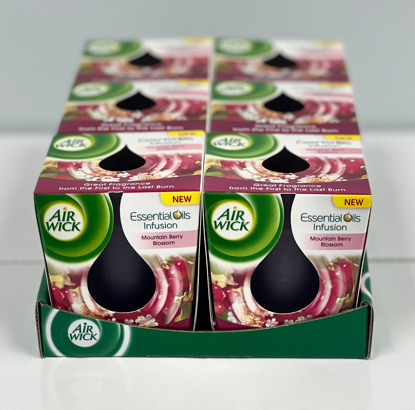 Air Wick Essential Oils Mountain Berry 105g