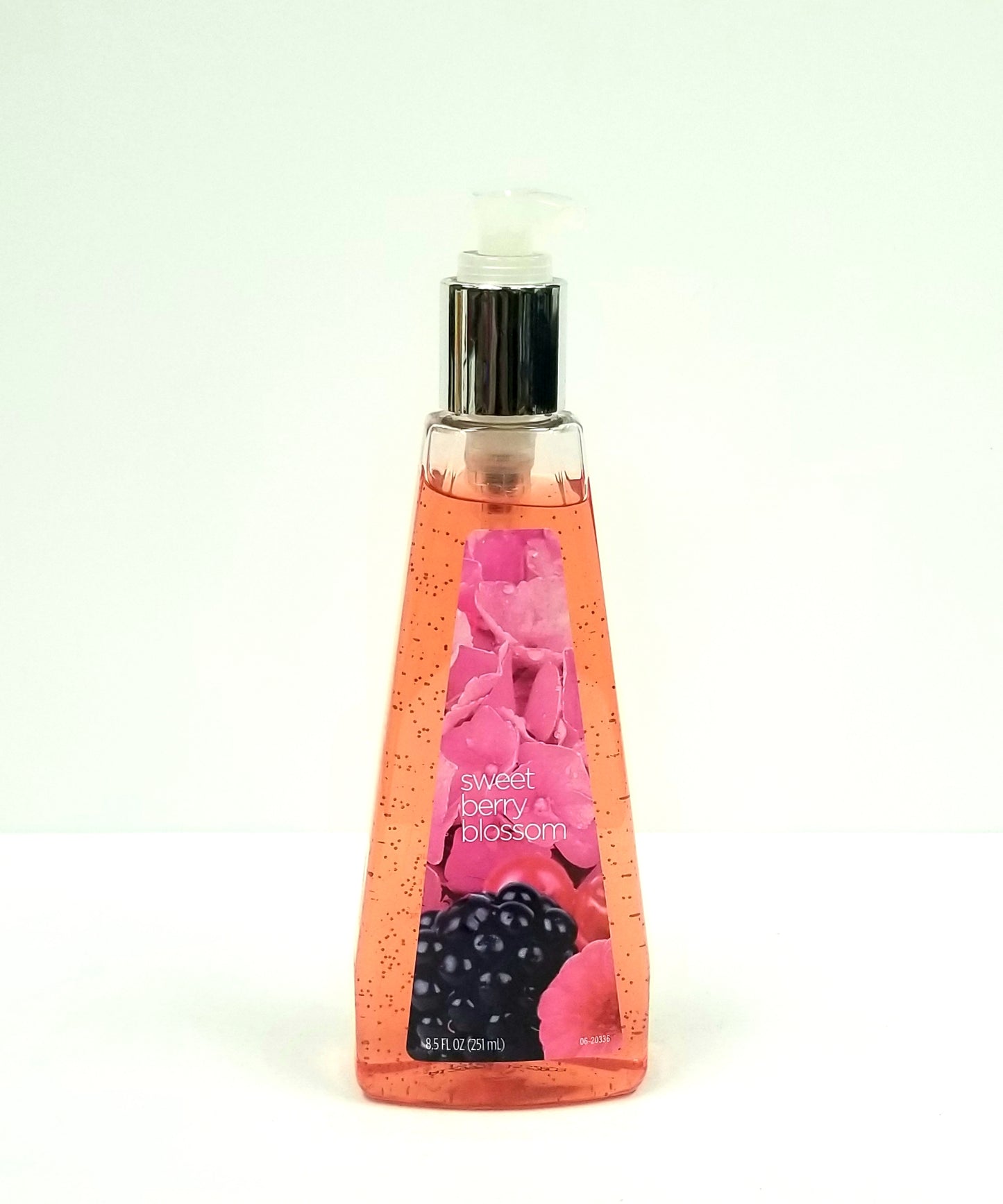 Sweet Berry Blossom Hand Soap 8.5 FL OZ (251mL)